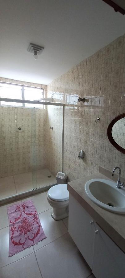 نيتيروي Quarto Individual Na Ary Parreiras المظهر الخارجي الصورة